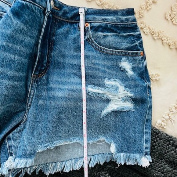 Super High Rise Distressed Cut-off Shorts House of Harlow 1960 size 30 - Picture 4 of 4